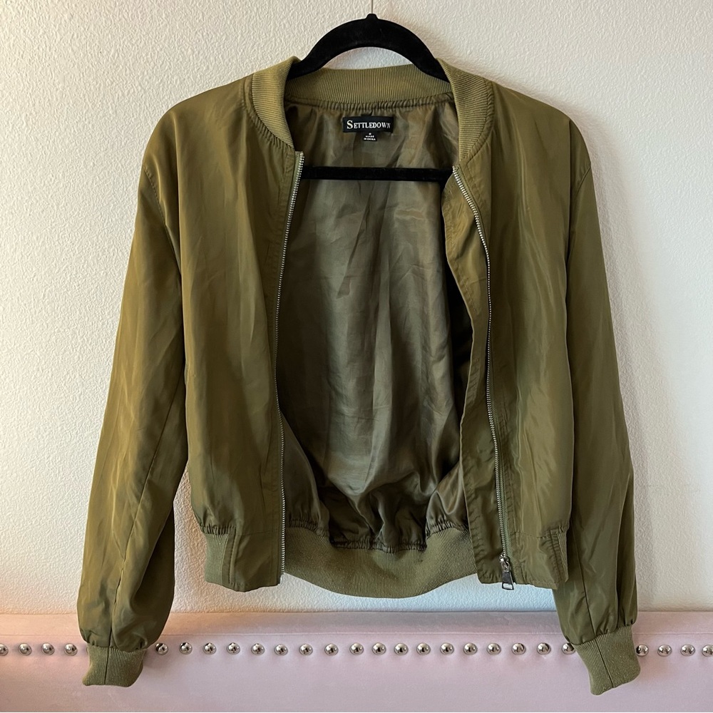 BRAND NEW Olive Green Bomber Jacket (S)